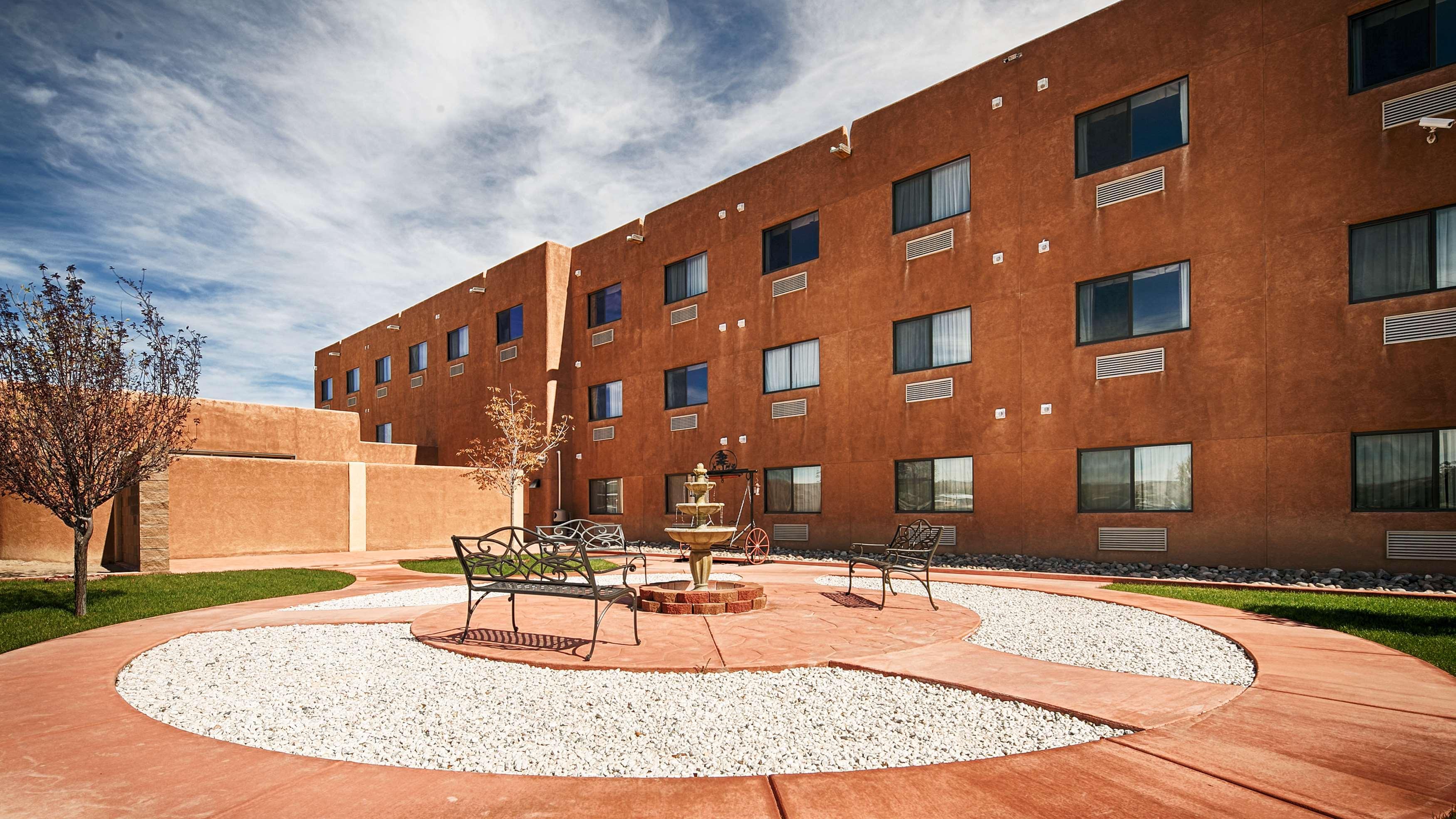 Best Western Territorial Inn And Suites Bloomfield Exterior foto